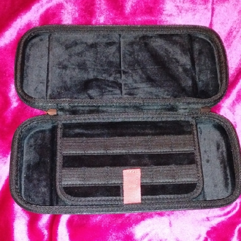 Black Slim Nintendo Switch 2 Carrying Case
